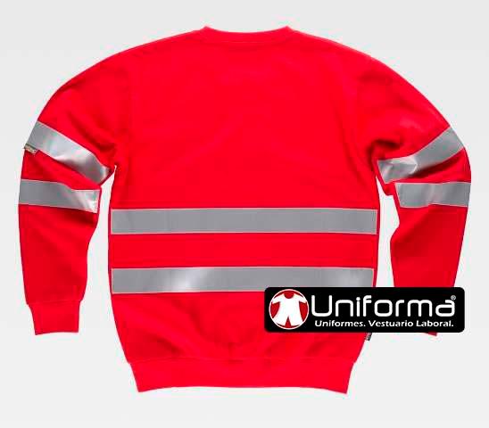 Sudadera de trabajo roja con cintas reflectantes de color gris personalizable con logo de empresa en uniforma