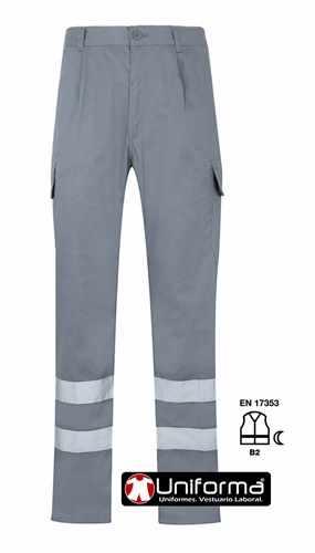 Pantalón de trabajo gris con bandas o cintas reflectantes de alta visibilidad personalizable con logo de empresa en uniforma