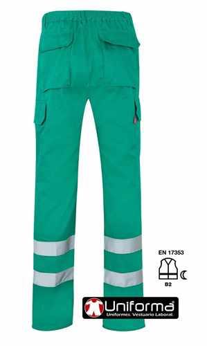 Pantalón de trabajo verde con bandas o cintas reflectantes de alta visibilidad personalizable con logo de empresa en uniforma