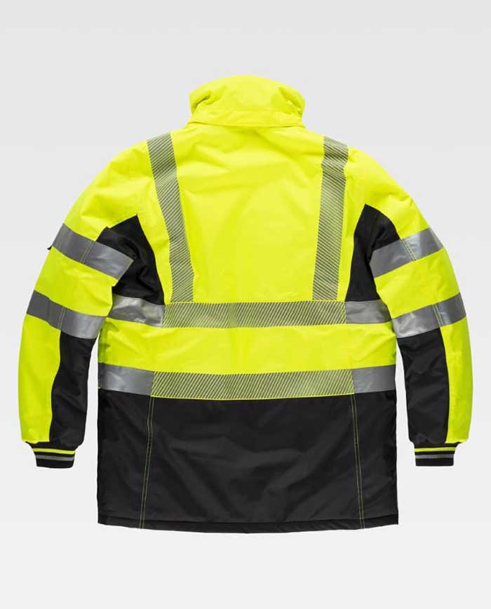 Chaquetón Parka de trabajo de color Amarilla y Negro, acolchada impermeable de alta visibilidad, reflectante, con capucha, homologada, personalizable con logo de empresa en uniforma - TC3515