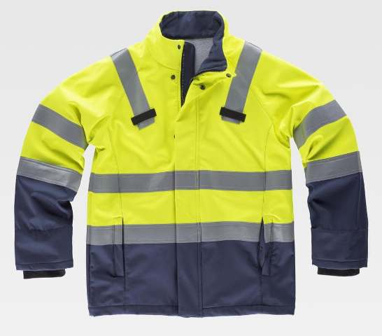 Chaqueta de trabajo Softshell Multinorma para entornos laborales de riesgo, de alta visibilidad, contra el arco eléctrico, resistente a la soldadura, anti estática, resistente a salpicaduras de químicos, personalizable con logo de empresa en uniforma - TS9591