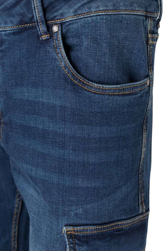 Pantalón de trabajo vaquero en tejido elástico de algodón y fibras elásticas, resistente, cómodo, multi bolsillos, bolsillos de cargo, con tapetas,  de gran calidad y diseño moderno en uniforma.net