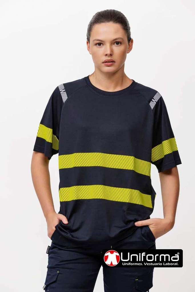 Camiseta de trabajo de color marino con Bandas reflectantes Amarillas de Alta Visibilidad Segmentadas, en pecho y mangas,  de manga corta, personalizable con logo de empresa en Uniforma  - TC3978